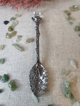 Load image into Gallery viewer, Black Metals Spoons with Crystal End
