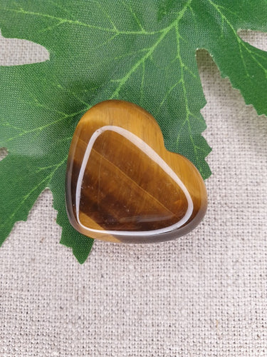 Tiger Eye Heart on Leaf